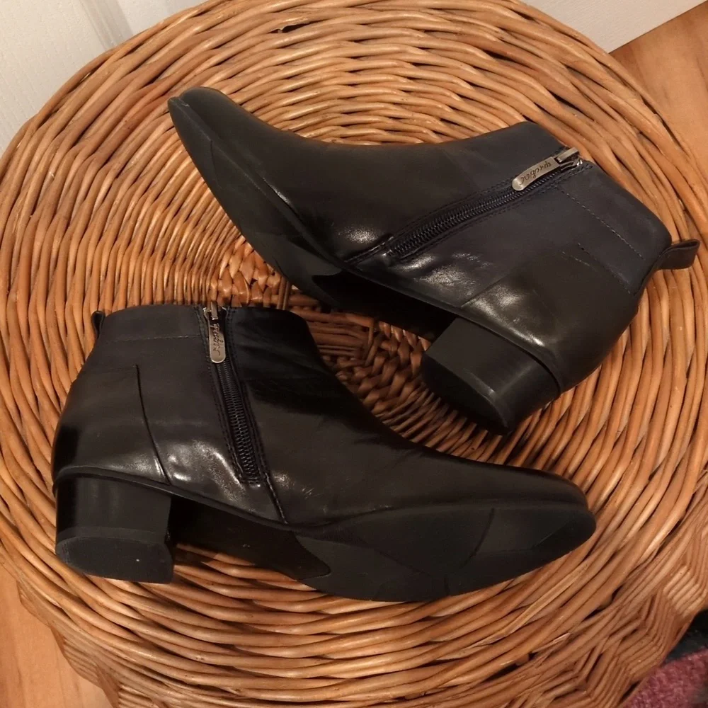 Regarde le Ciel Black Leather Ankle  Boots Womens EU 37 / 6.5 - Picture 6 of 9